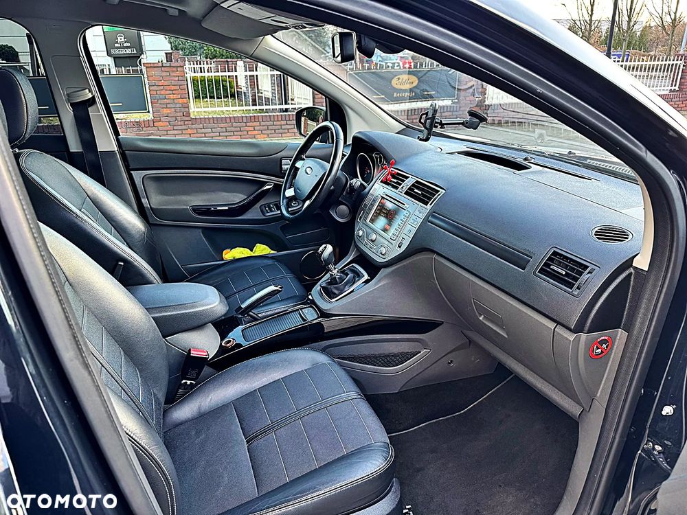 Ford Kuga 2.0 TDCi 4x4 Individual - 16