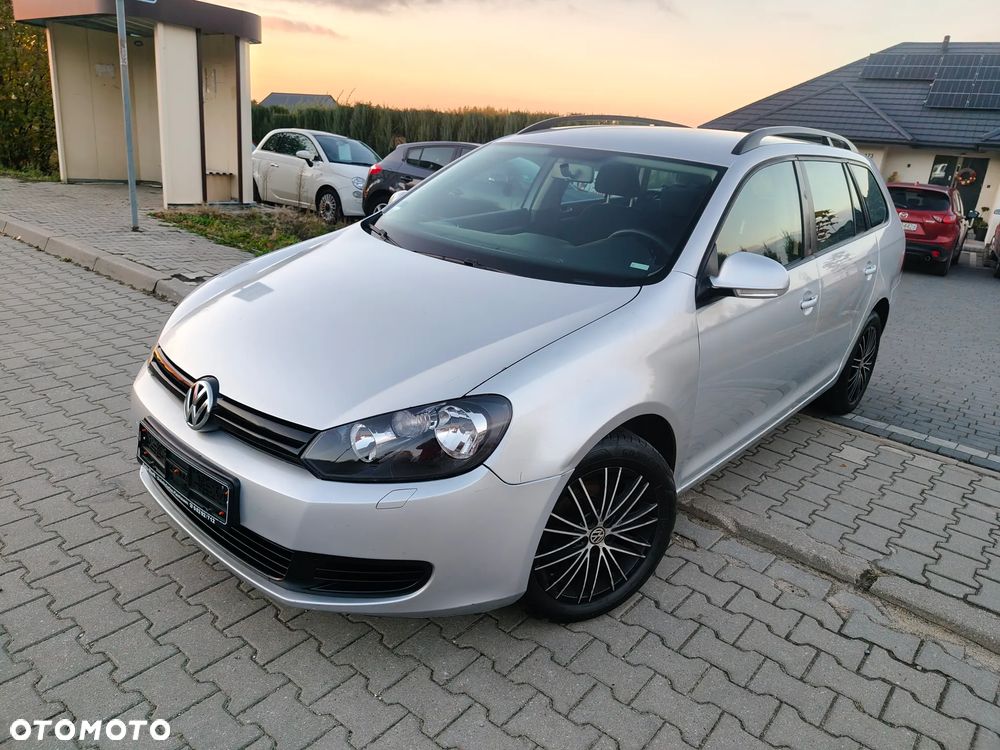 Volkswagen Golf 2011 photo 2