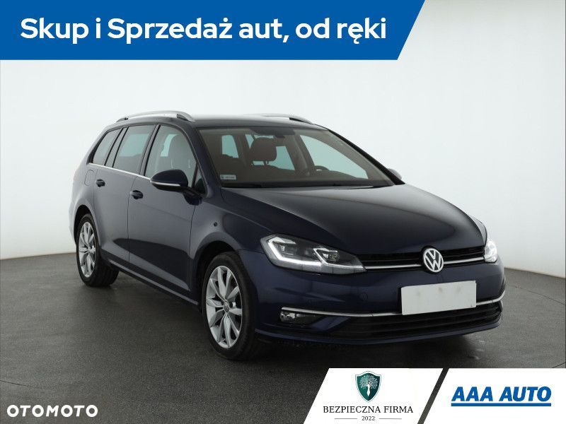 Volkswagen Golf - 2