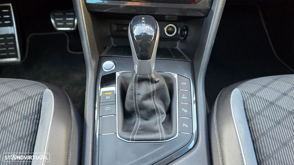 VW Tiguan 1.4 TSI eHybrid R-Line DSG - 44