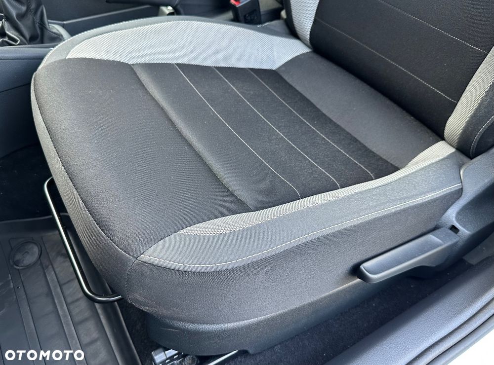 Skoda RAPID 1.0 TSI Ambition - 11