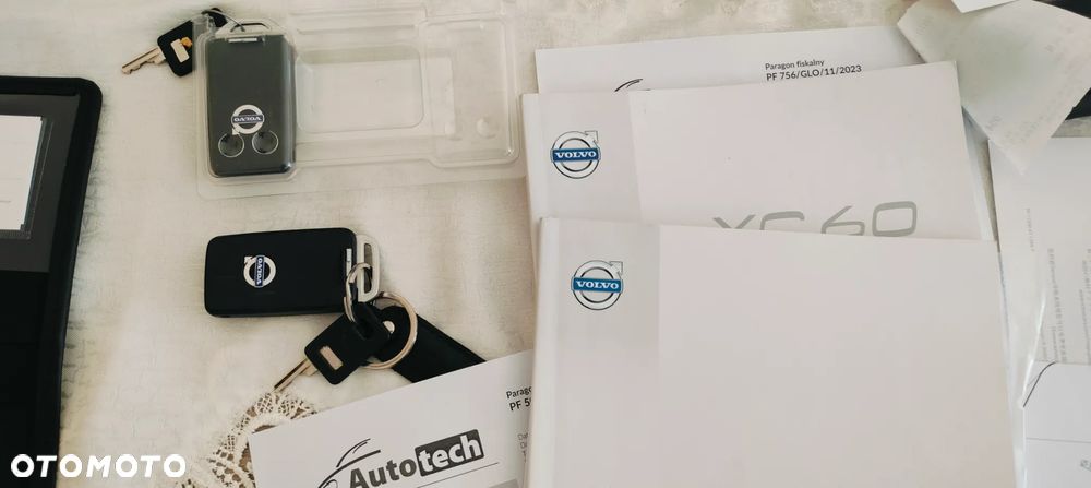 Volvo XC 60 D5 AWD Ocean Race - 32