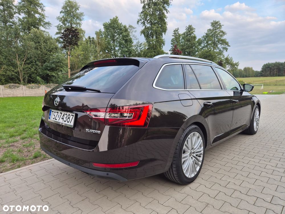 Skoda Superb 2.0 TDI L&K - 8