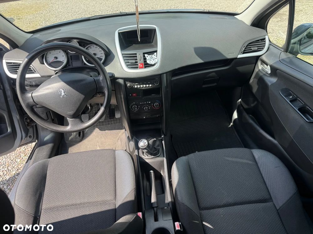 Peugeot 207 90 HDi FAP (Blue Lion) Filou - 13