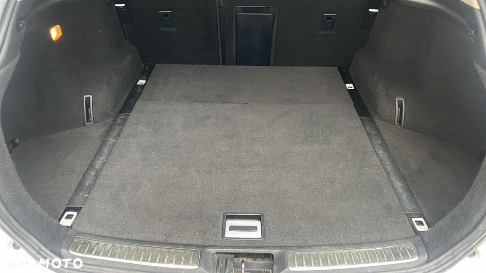 Toyota Avensis - 16