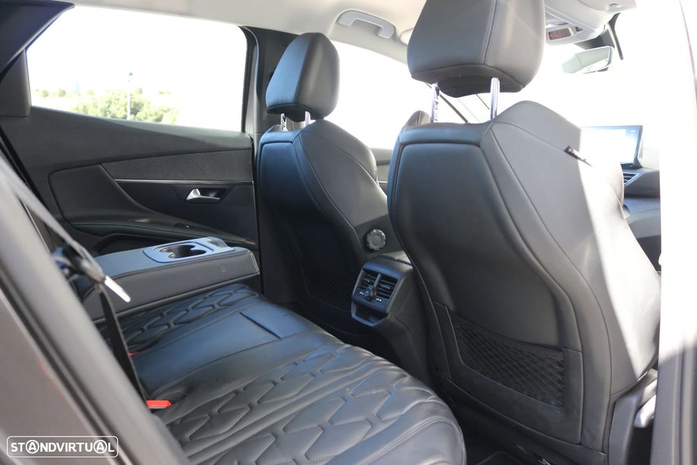 Peugeot 3008 1.6 Hybrid Allure Pack e-EAT8 - 36