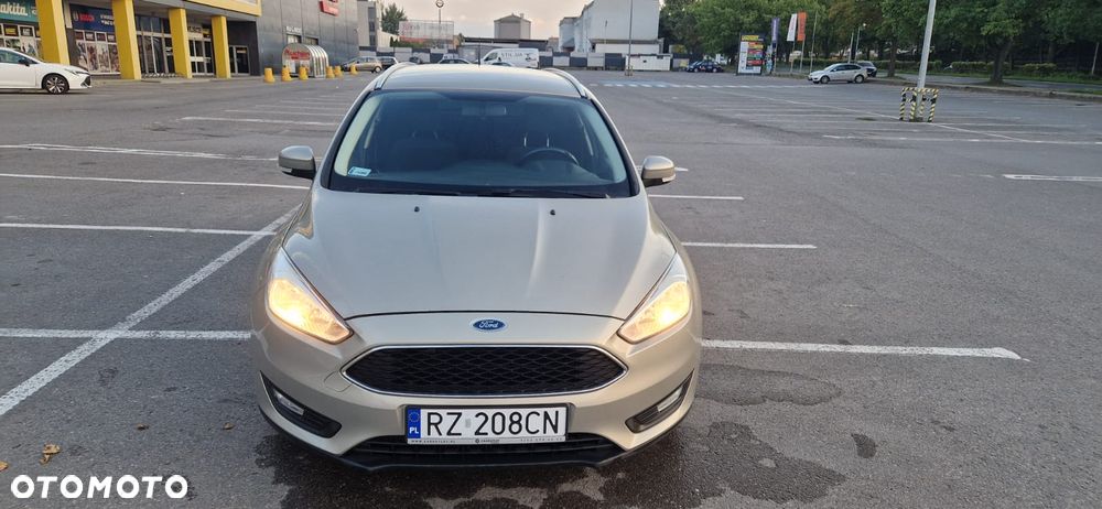 Ford Focus 2016 photo 2
