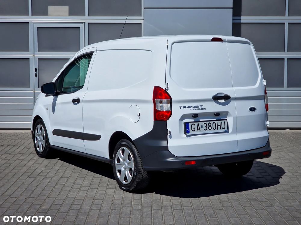 Ford TRANSIT COURIER - 3