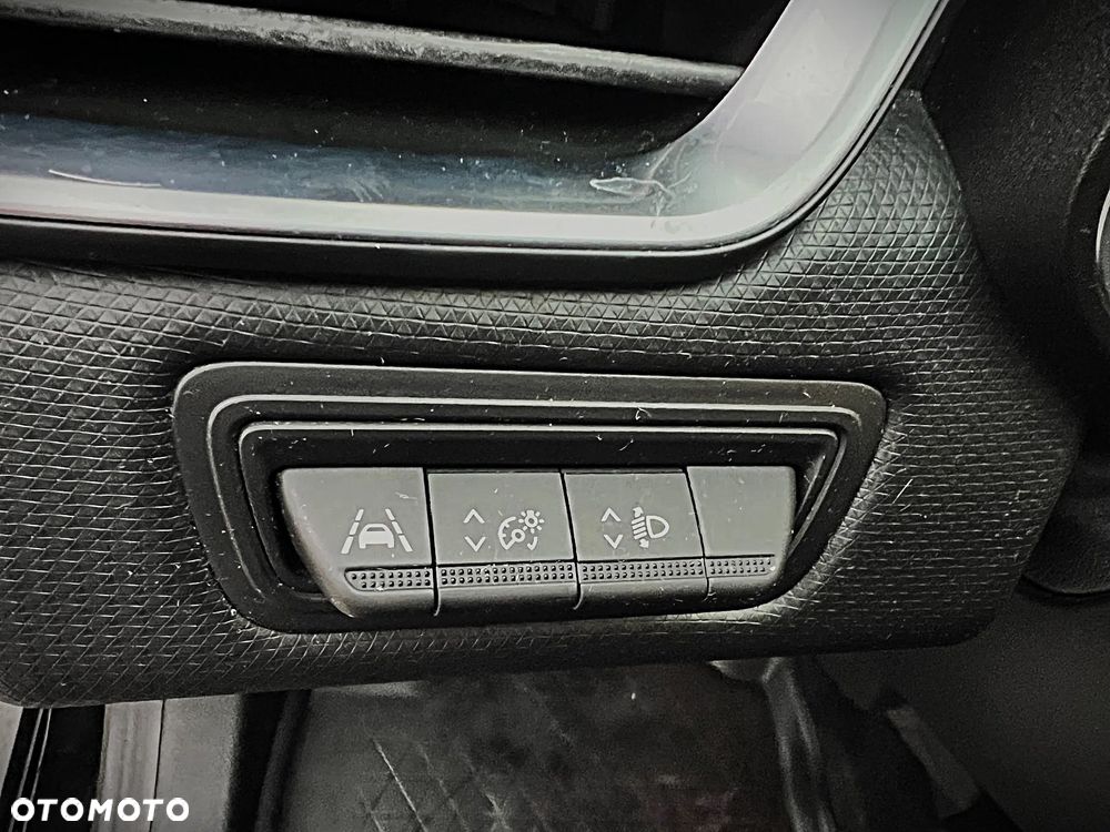 Renault Clio 1.0 TCe Intens - 19