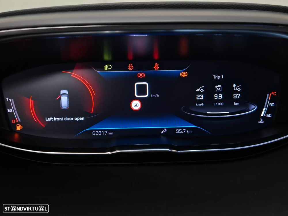 Peugeot 3008 1.2 PureTech Allure Pack - 26