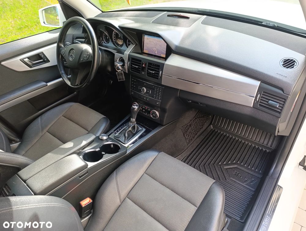 Mercedes-Benz GLK 220 CDI DPF 4Matic BlueEFFICIENCY 7G-TRONIC - 10