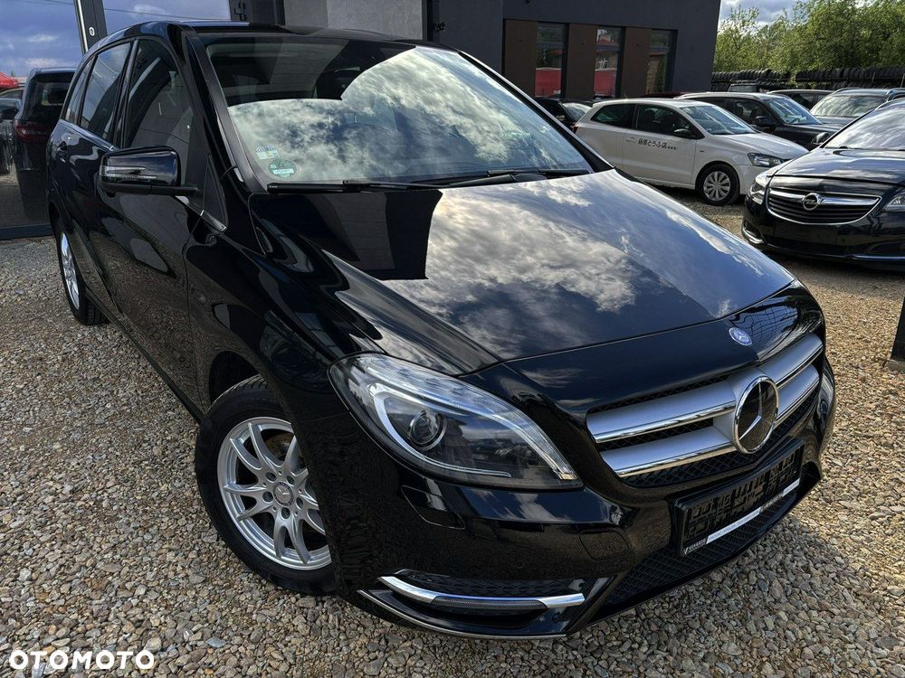 Mercedes-Benz Klasa B 200 7G-DCT UrbanStyle Edition - 2