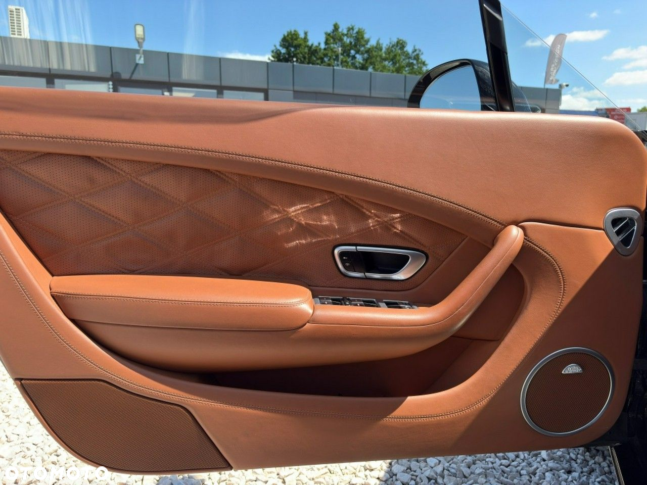 Bentley Continental GT - 13