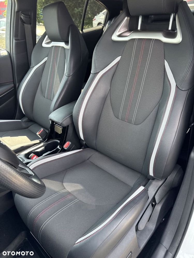 Toyota Corolla 1.8 Hybrid GR Sport - 9