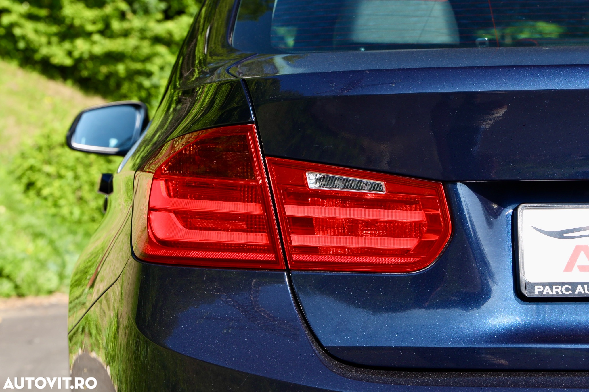BMW Seria 3 320i Aut. Sport Line - 35