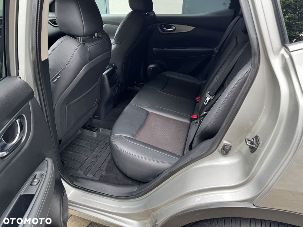 Nissan Qashqai 1.3 DIG-T Tekna - 36