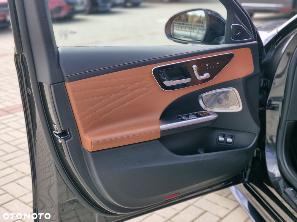 Mercedes-Benz Klasa C AMG 63 S E Performance PHEV 4-Matic - 17