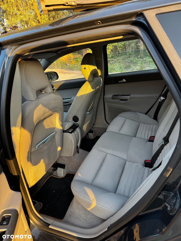 Volvo V50 2.0D - 7
