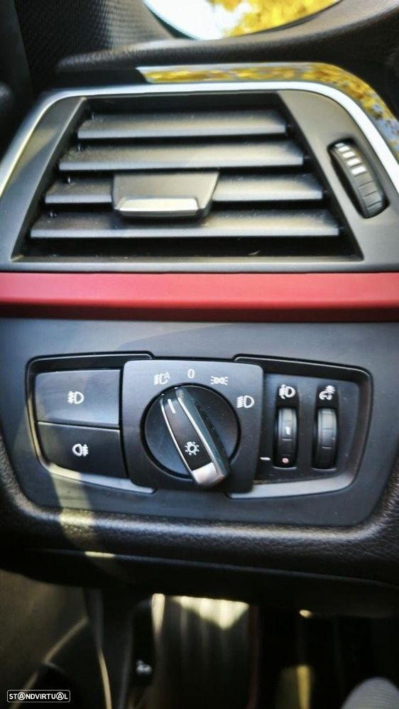 BMW 318 d Touring Line Sport Shadow - 36