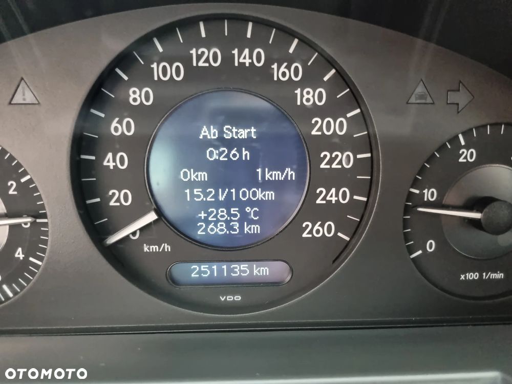 Mercedes-Benz Klasa E 220 CDI Classic DPF - 16
