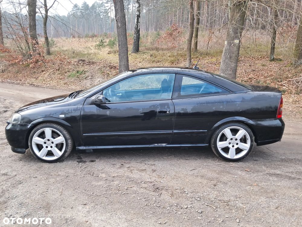 Opel Astra II Coupe 2.0 T - 4