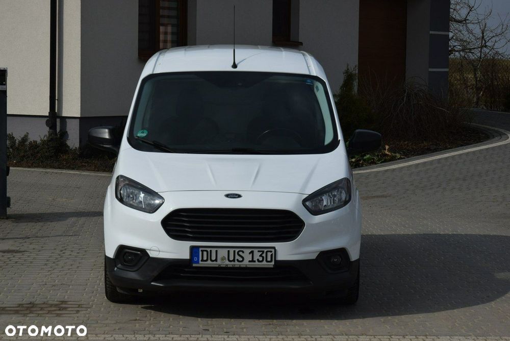Ford Courier - 2