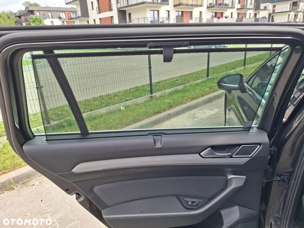 Volkswagen Passat Variant 2.0 TDI EVO Business DSG - 13