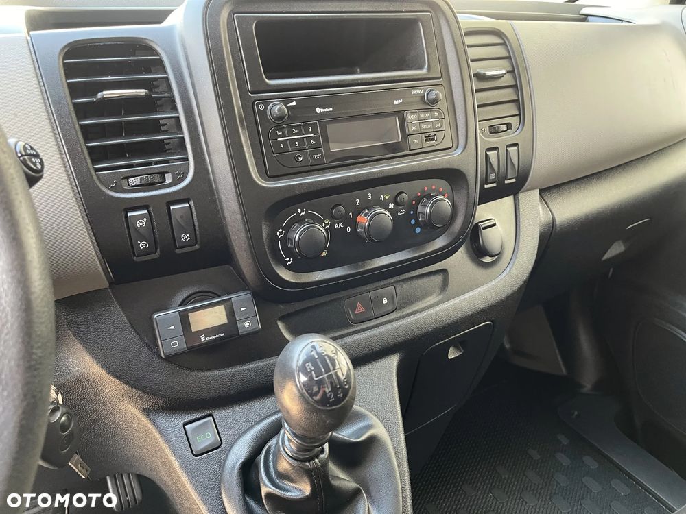 Renault Trafic Warsztat Sortimo - 26
