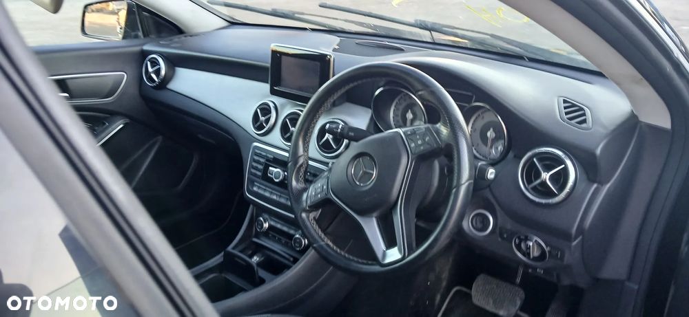 Mercedes-Benz CLA 220 CDI 7G-DCT - 6