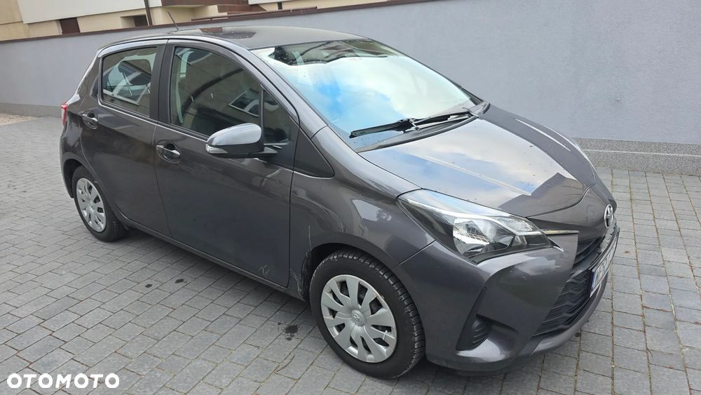 Toyota Yaris 1.5 Active - 2