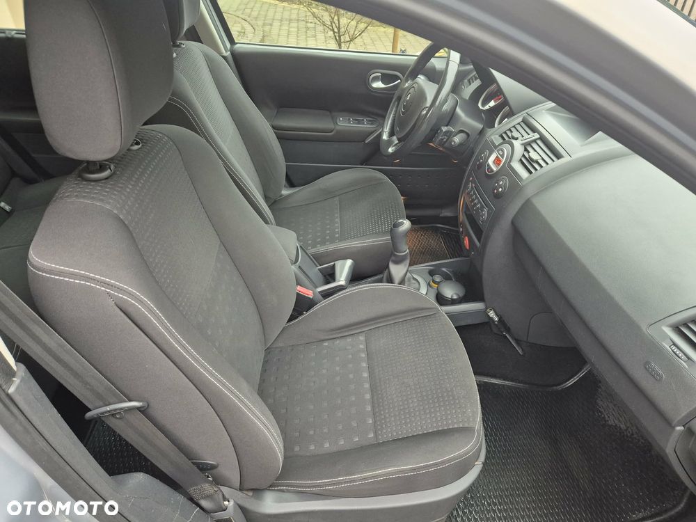 Renault Megane 1.6 16V Dynamique - 28