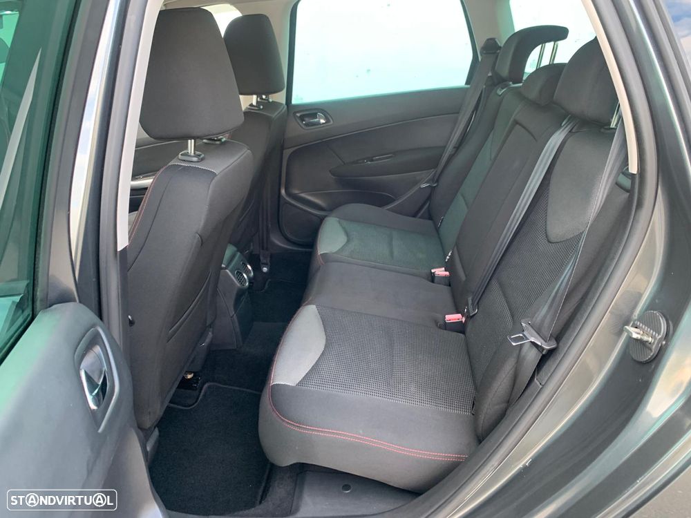 Peugeot 308 SW 1.6 e-HDi Sportium CVM6 - 10