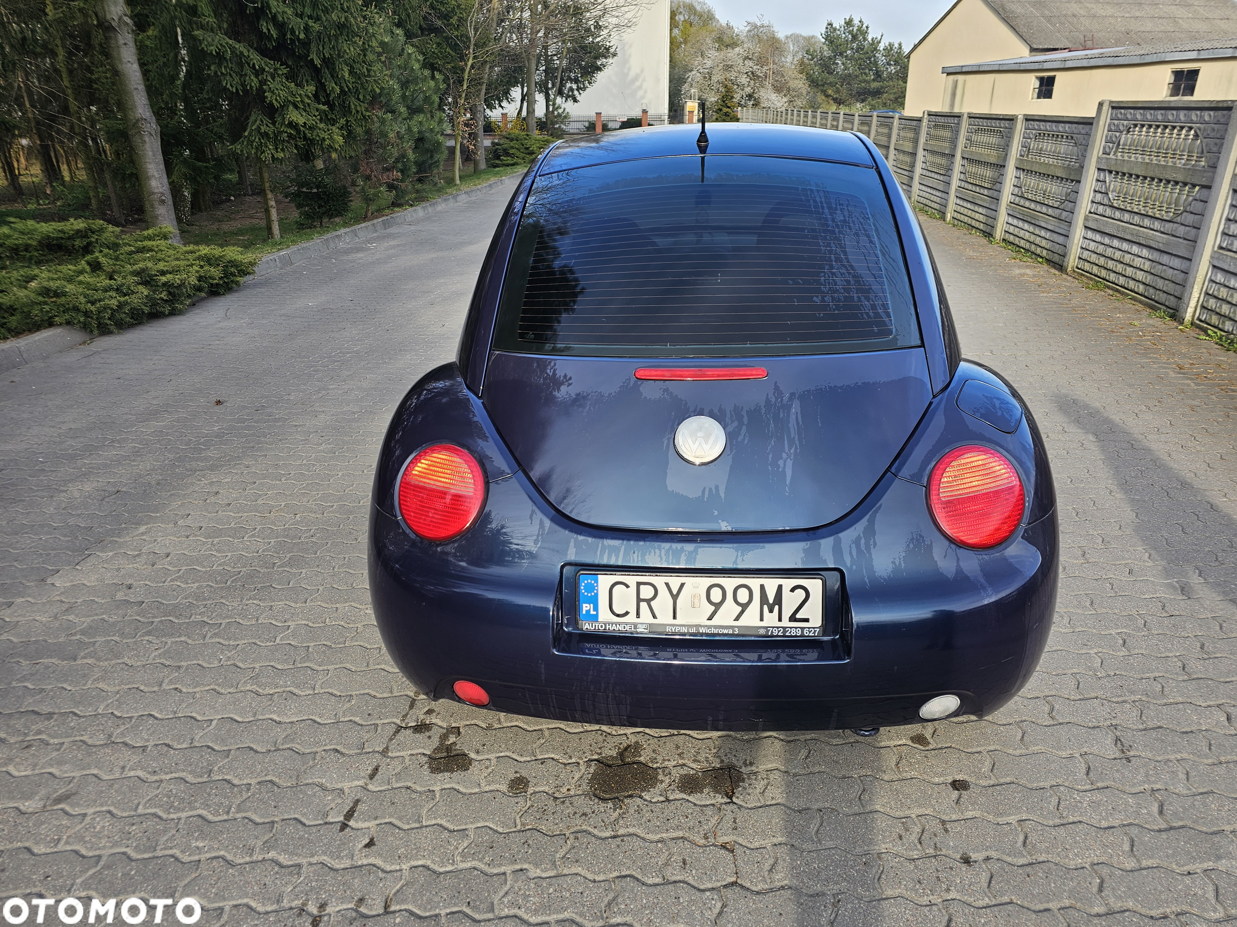 Volkswagen New Beetle - 5