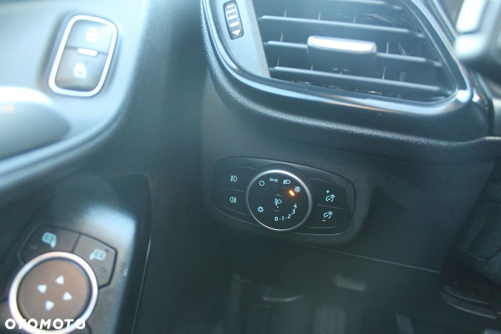 Ford Fiesta - 19