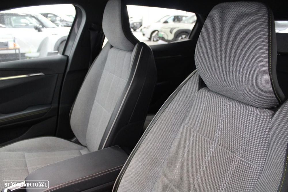 Renault Mégane E-Tech EV60 Techno Autonomia Comfort CA22 - 11