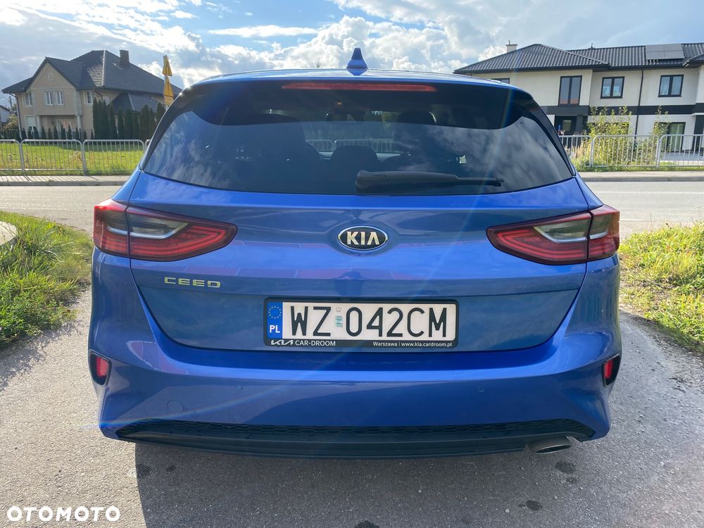 Kia Ceed - 8