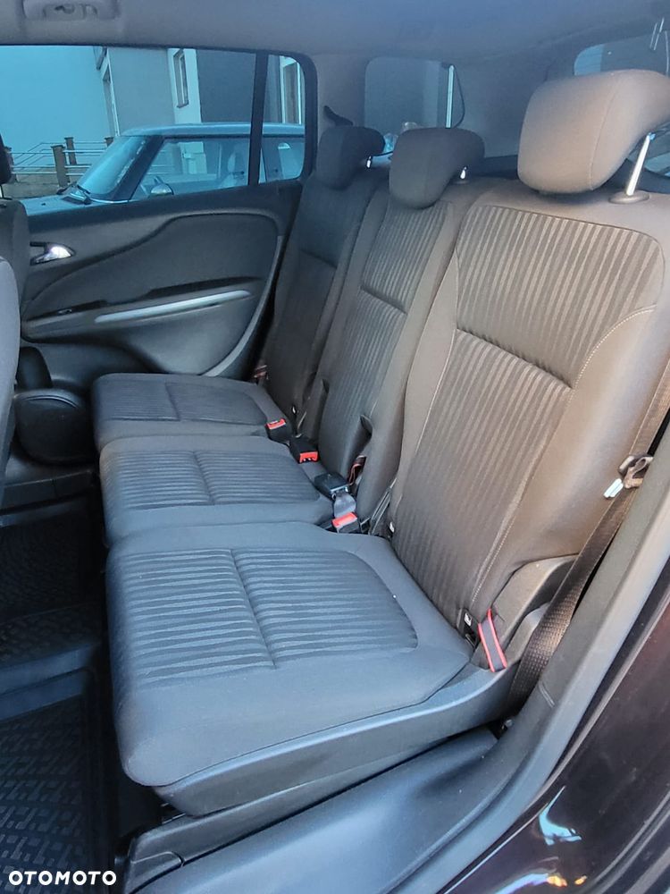 Opel Zafira 2.0 D Automatik Active - 17