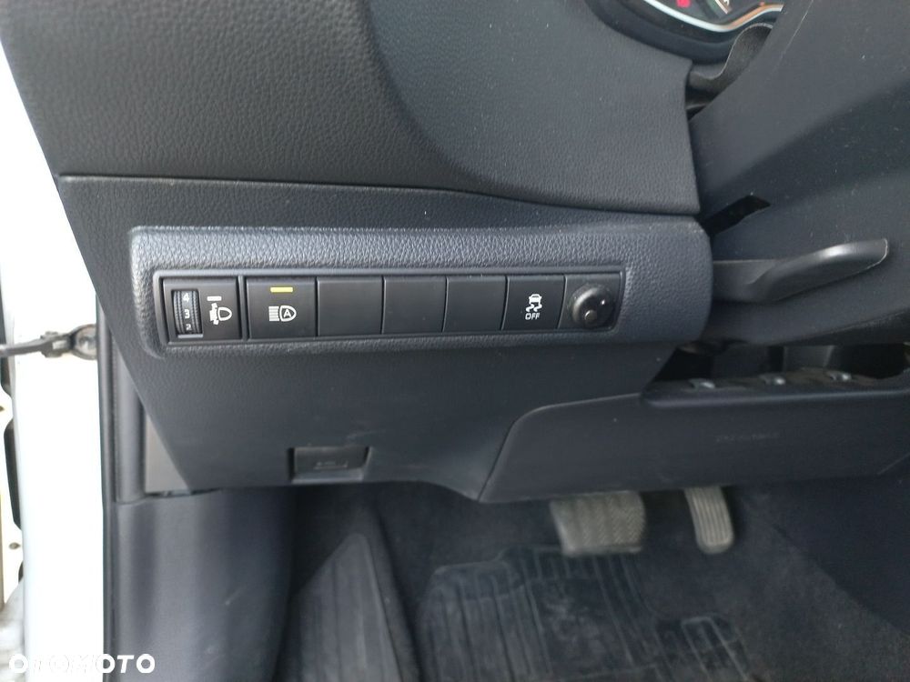 Toyota Corolla - 17