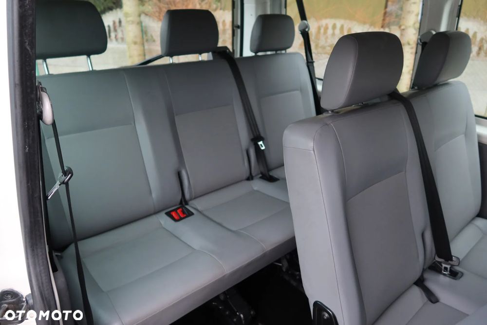 Volkswagen Transporter - 17