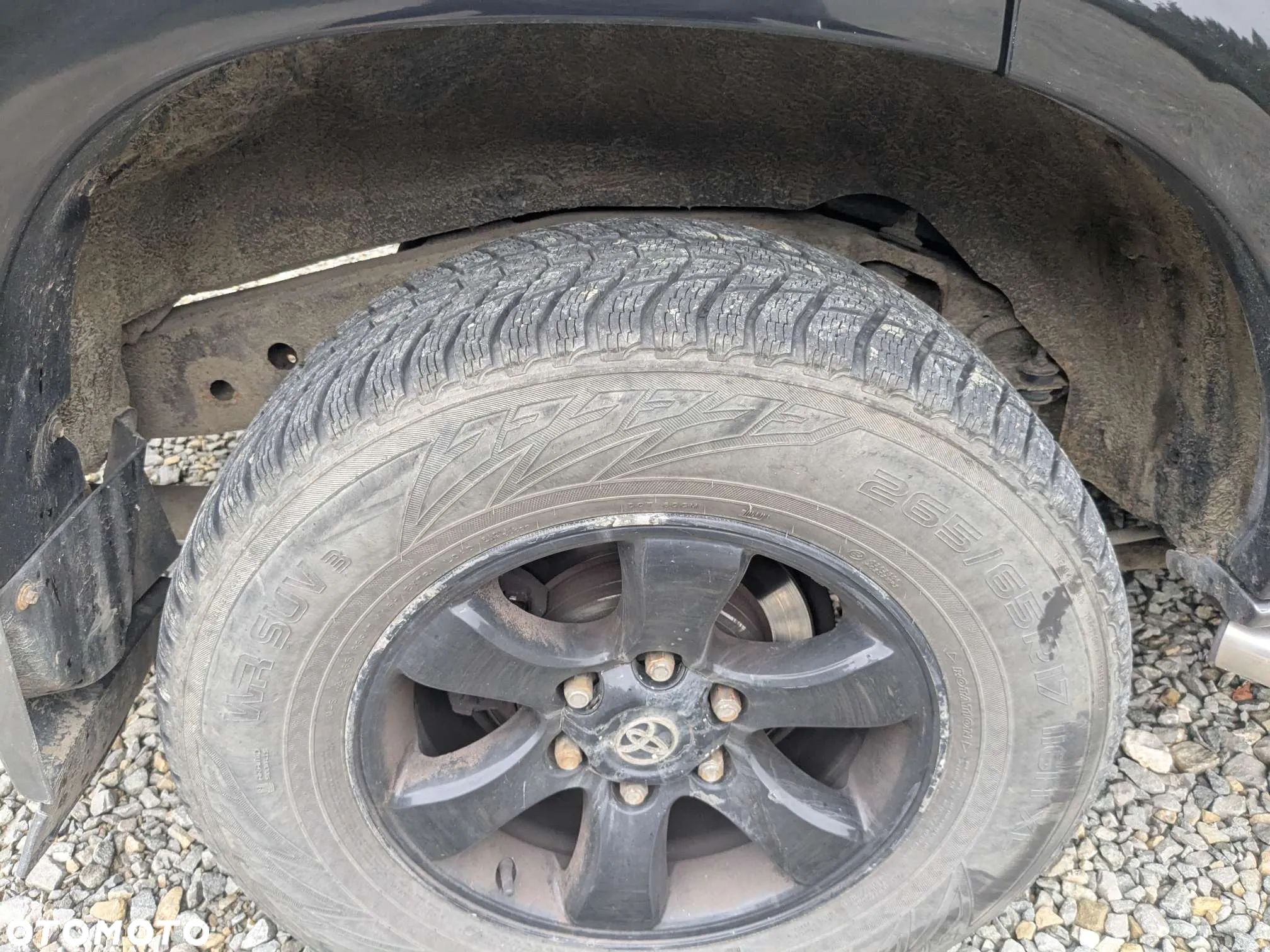 Toyota Land Cruiser - 14