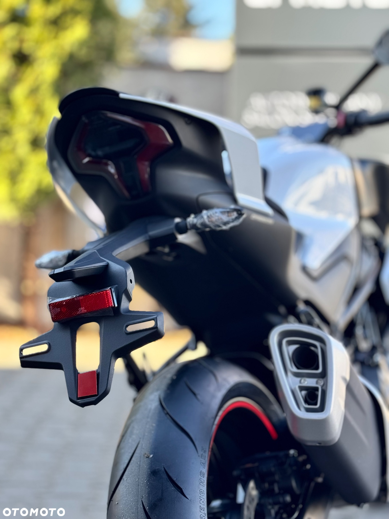 CFMoto NK - 4