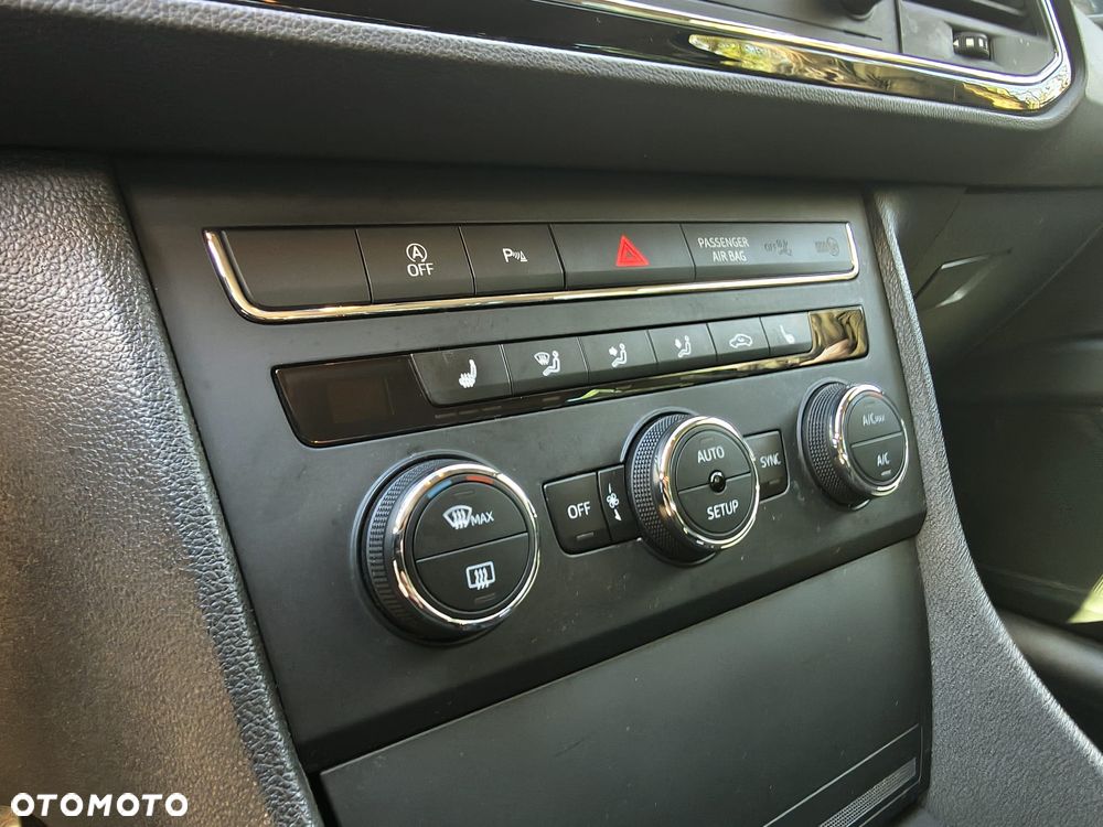 Seat Leon 2.0 TDI DPF Start&Stop CONNECT - 10