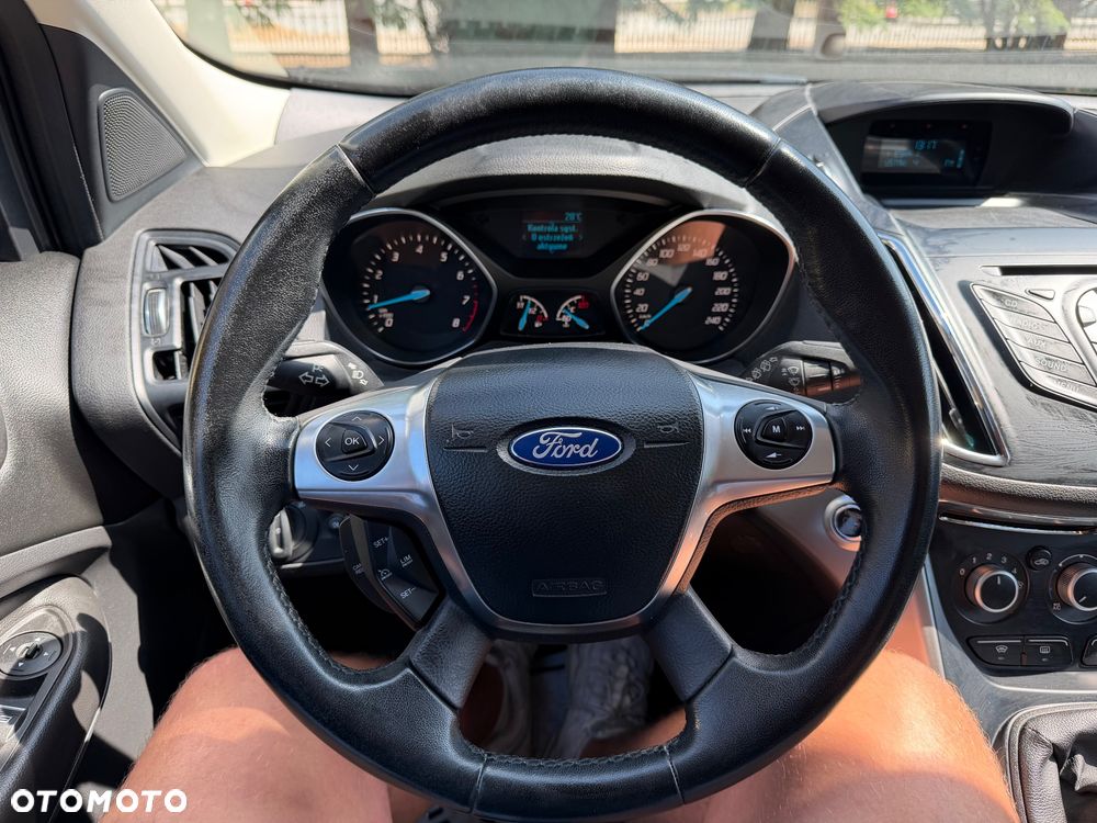 Ford Kuga - 13