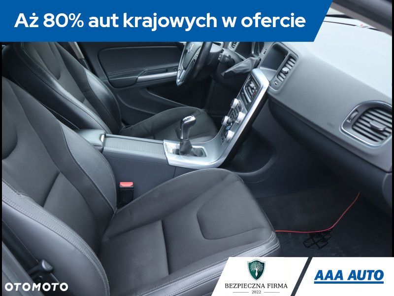 Volvo V60 - 10