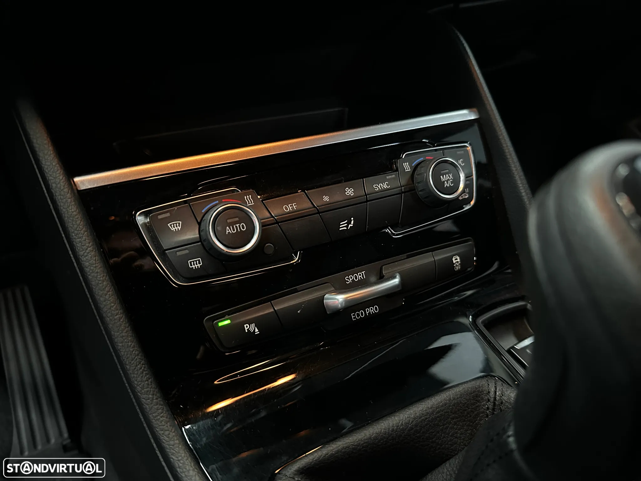 BMW 216 Active Tourer d Advantage - 25