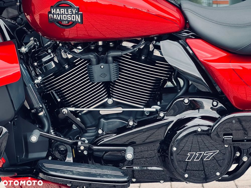 Harley-Davidson Touring Street Glide - 21