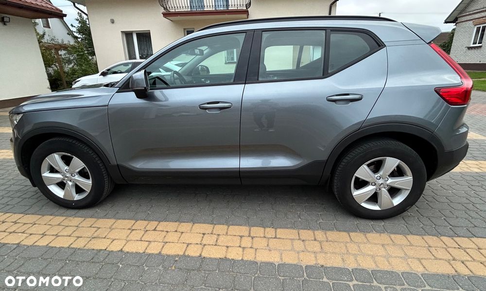 Volvo XC 40 D3 Momentum - 4