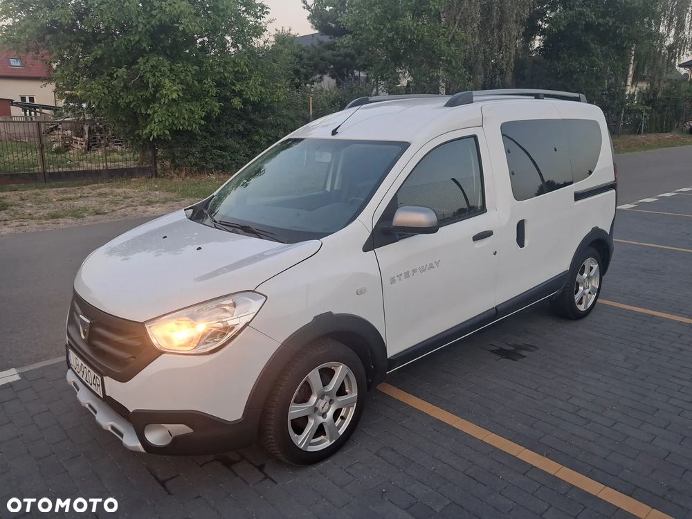 Dacia Dokker 1.2 TCe Stepway - 1