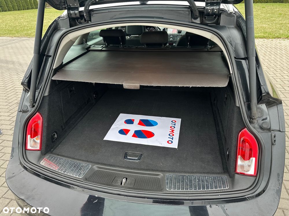 Opel Insignia 1.4 T Active S&S - 30