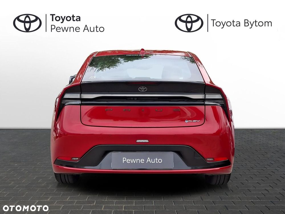 Toyota Prius - 4